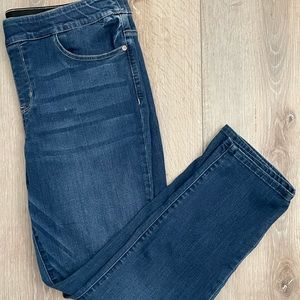 Size 14/16 stretch pull on jeans with tummy panel.